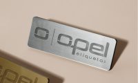 Etiqueta de metal zamak